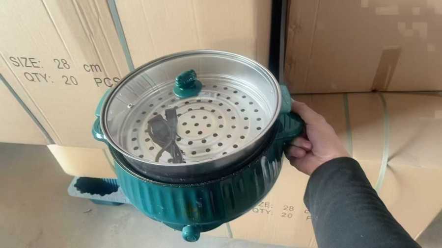 南瓜??款电煮锅28规格，4000个，特价22?? 电话微信同号15515665791 主做全品类五金百货，小电器，更多商品，欢迎国内外友人，前来加微咨询洽谈合作。