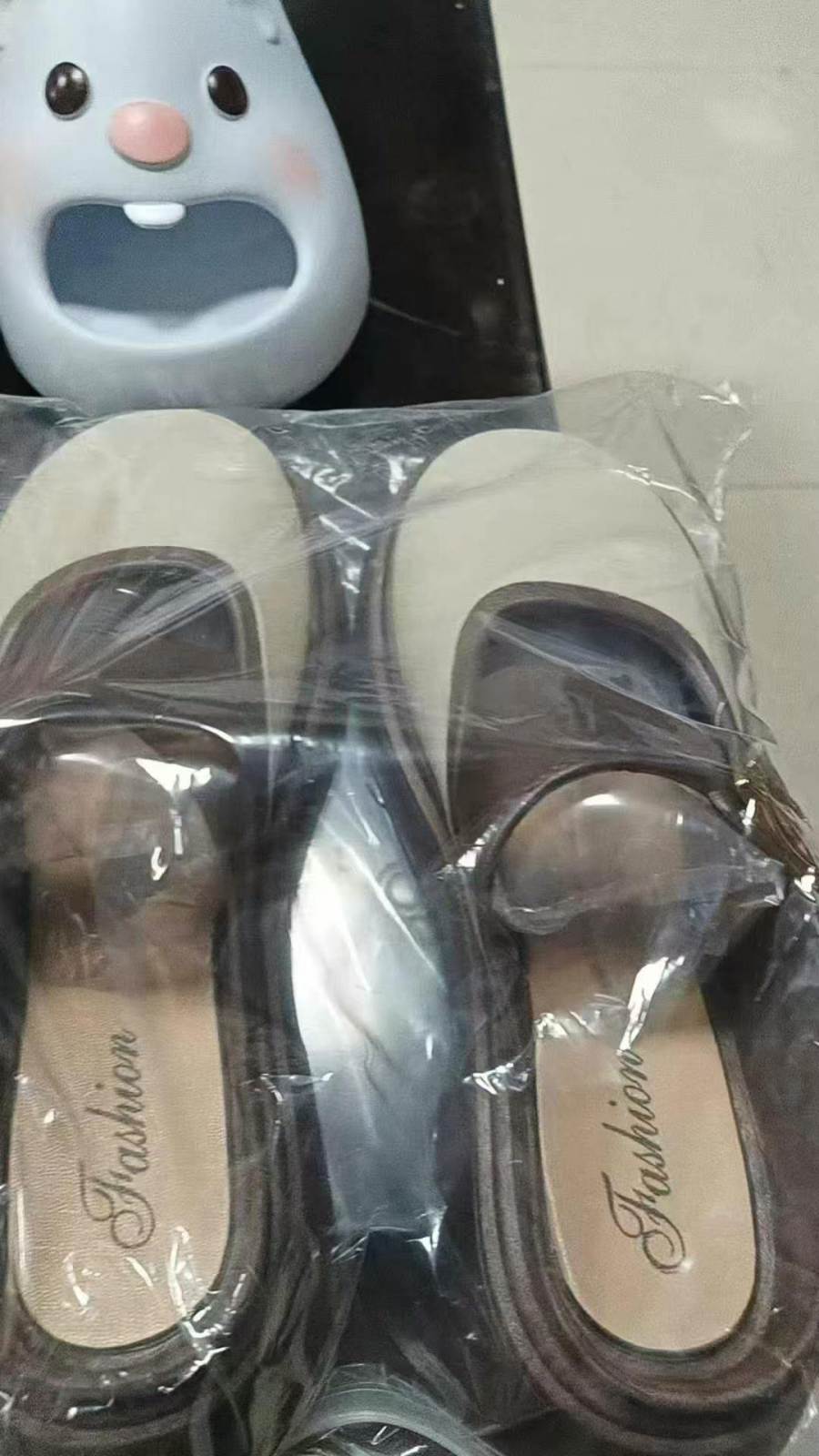 法式包头拖鞋 15000双库存 处理。